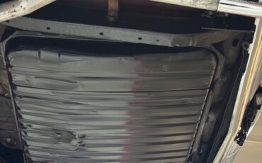 Oldsmobile-Cutlass-1966-Sedan-38