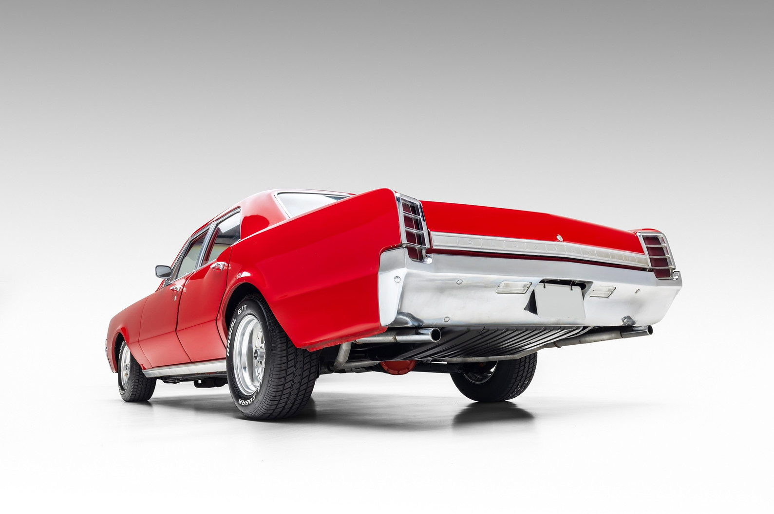 Oldsmobile-Cutlass-1966-Sedan-5