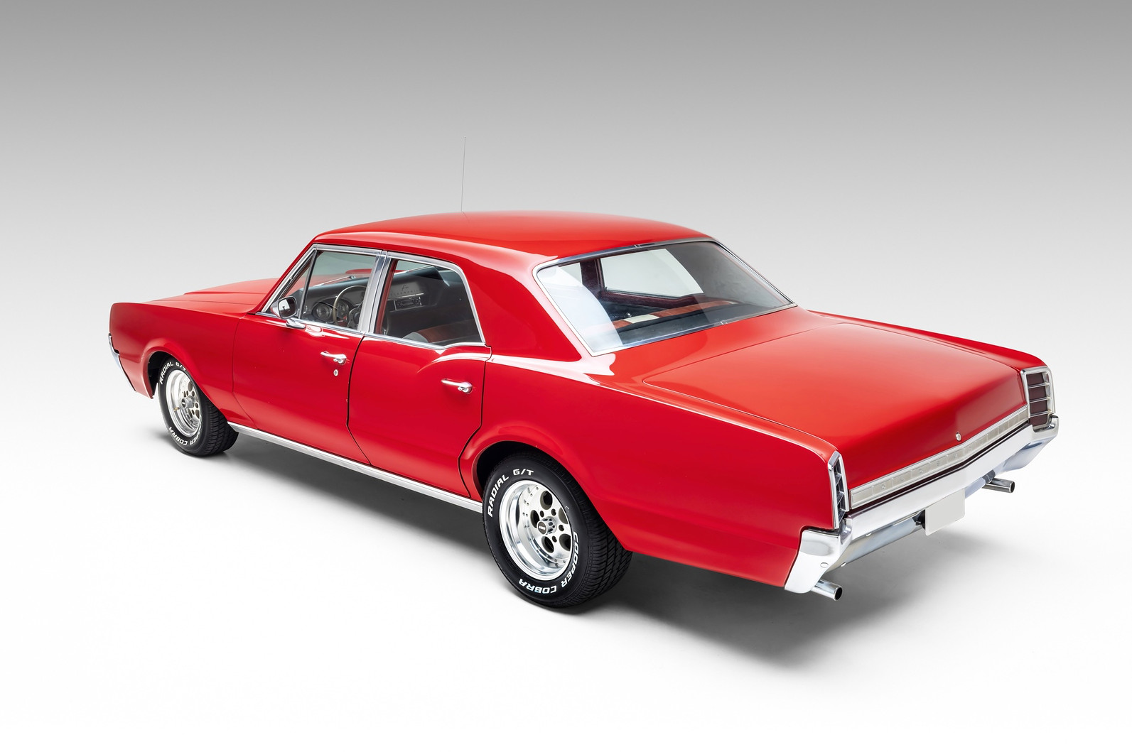 Oldsmobile-Cutlass-1966-Sedan-6