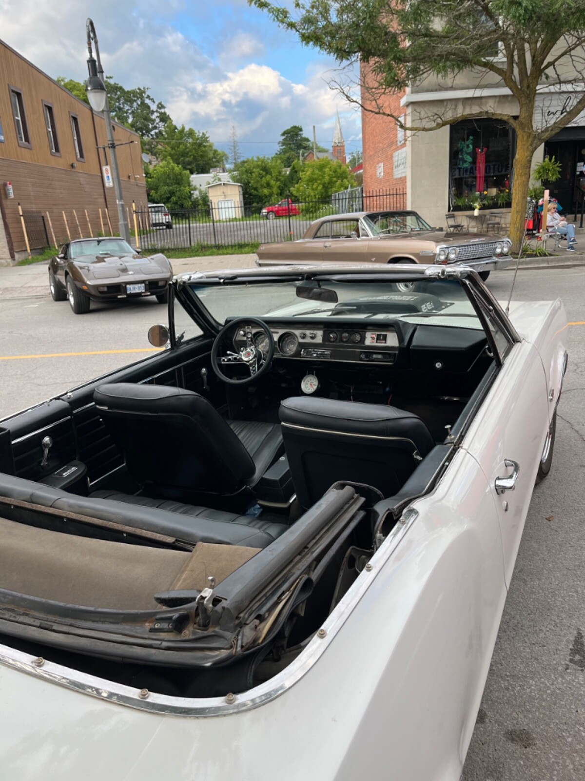 Oldsmobile-Cutlass-1967-Convertible-2