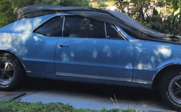 Oldsmobile-Cutlass-1967-Coupe