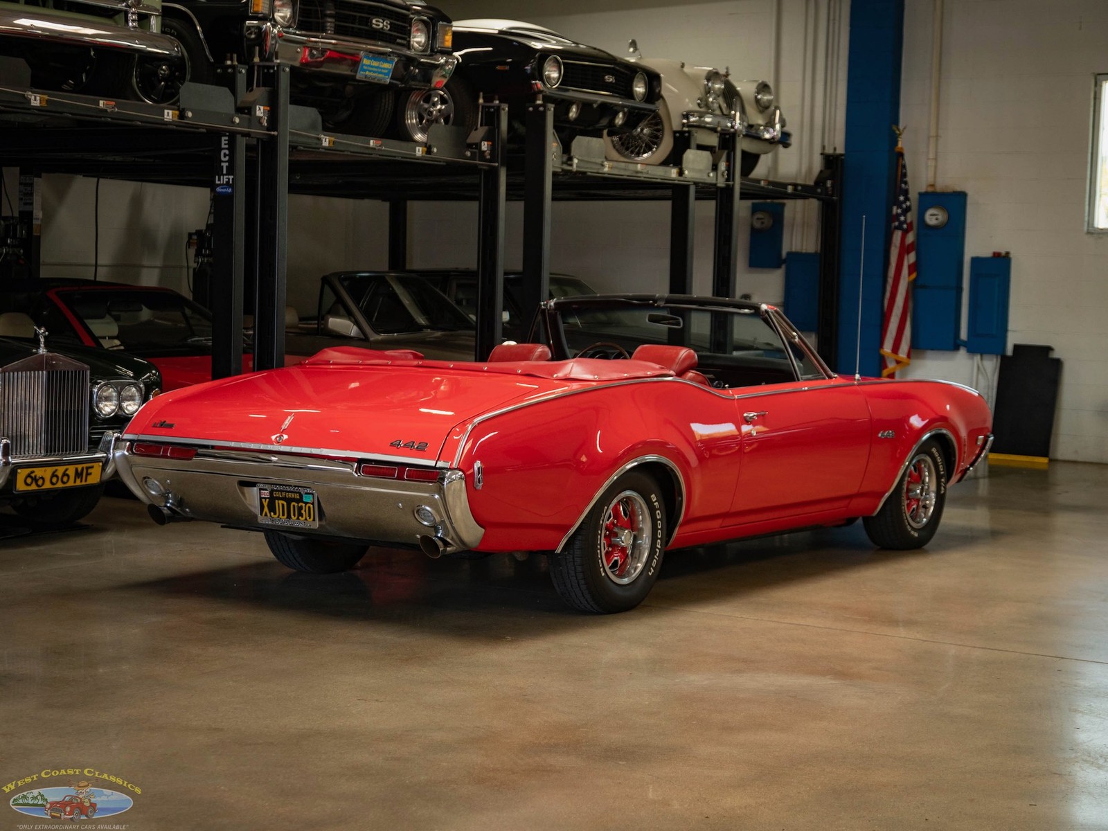 Oldsmobile-Cutlass-1968-2-Door-Convertible-24