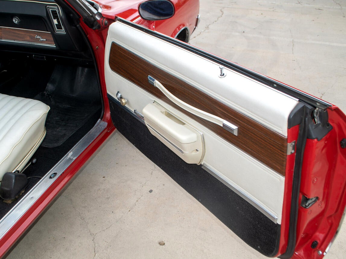 Oldsmobile-Cutlass-1971-Classic-Car-28