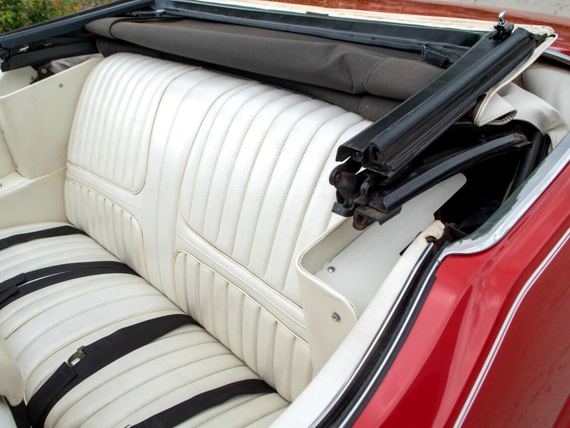 Oldsmobile-Cutlass-1971-Classic-Car-33