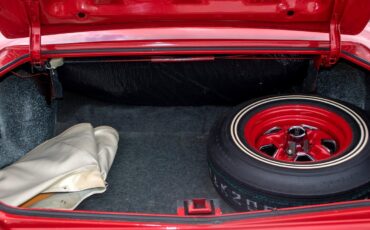 Oldsmobile-Cutlass-1971-Classic-Car-36