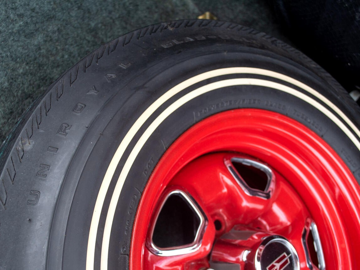 Oldsmobile-Cutlass-1971-Classic-Car-37