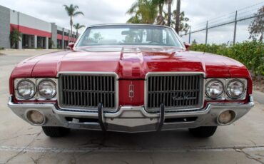 Oldsmobile-Cutlass-1971-Classic-Car-5