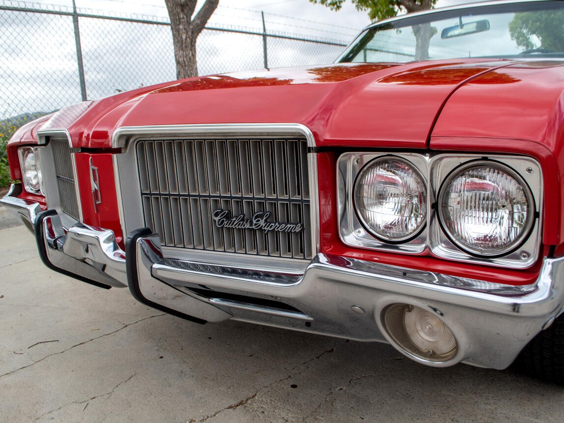 Oldsmobile-Cutlass-1971-Classic-Car-8