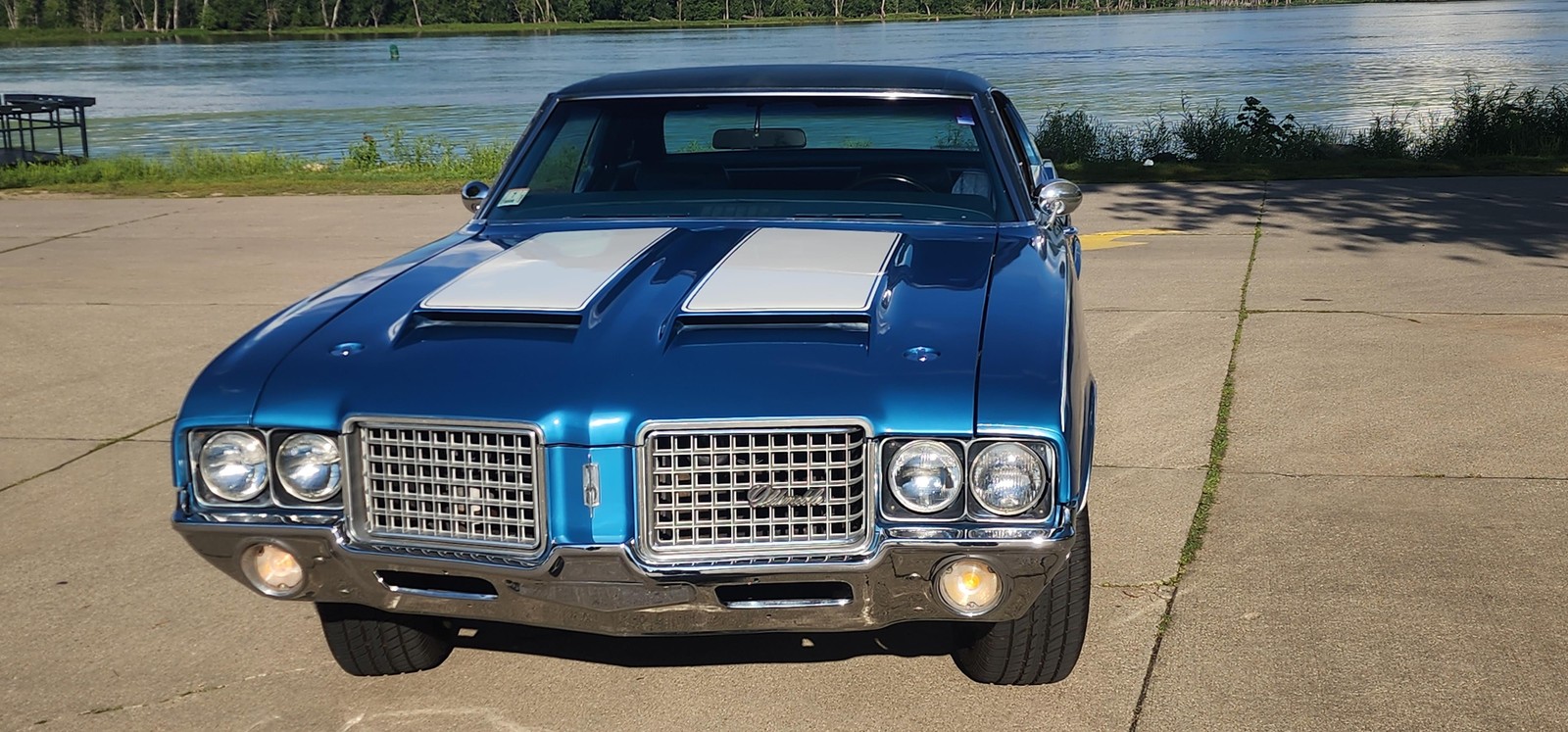 Oldsmobile-Cutlass-1972-2-dr-10