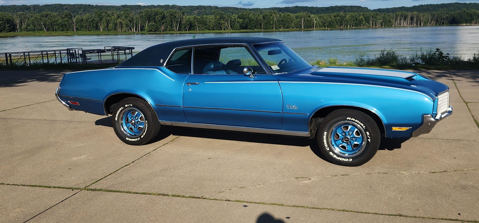 Oldsmobile-Cutlass-1972-2-dr-17