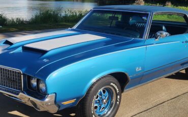 Oldsmobile-Cutlass-1972-2-dr-2