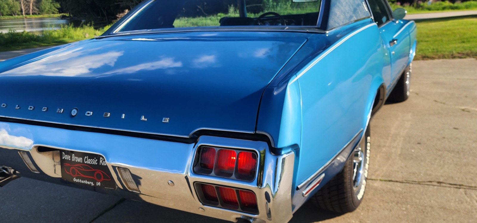 Oldsmobile-Cutlass-1972-2-dr-21