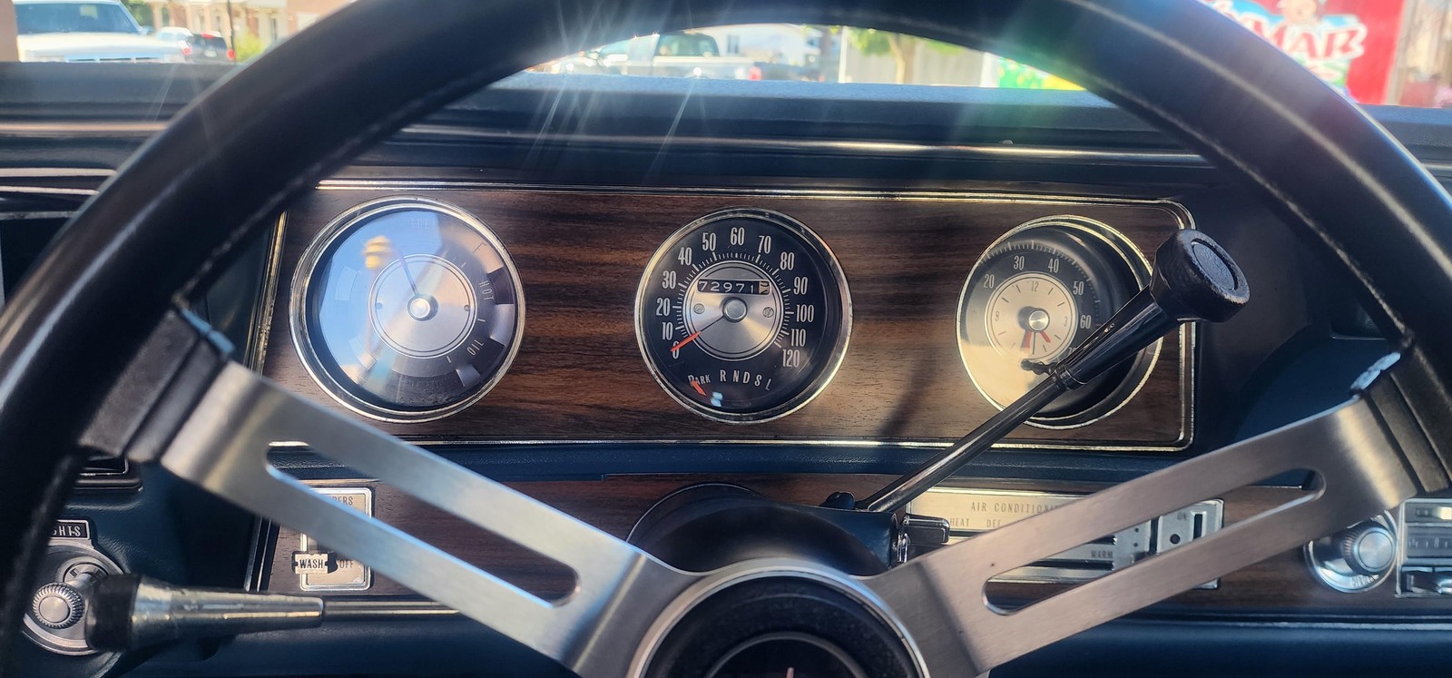 Oldsmobile-Cutlass-1972-2-dr-38