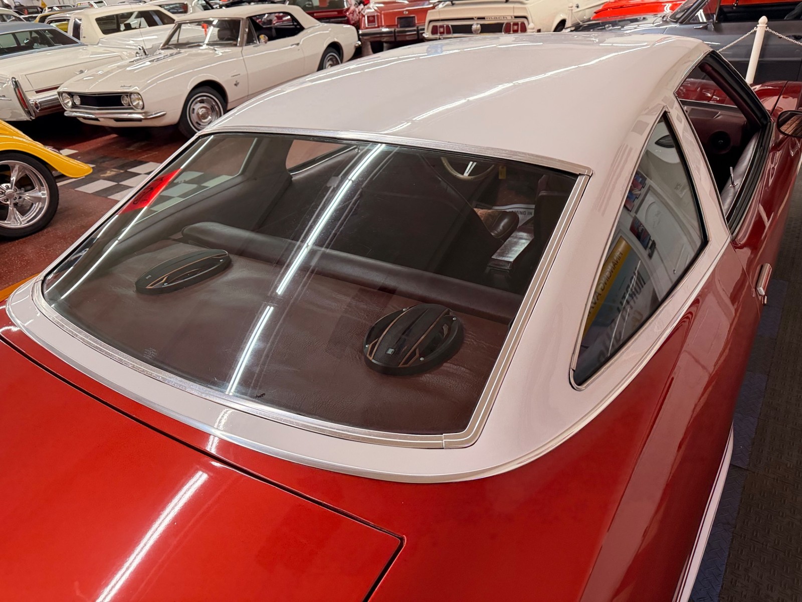 Oldsmobile-Cutlass-1973-2-Door-17