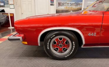 Oldsmobile-Cutlass-1973-2-Door-19