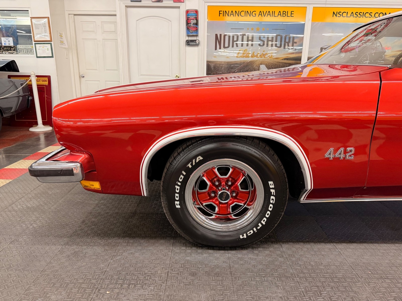 Oldsmobile-Cutlass-1973-2-Door-19