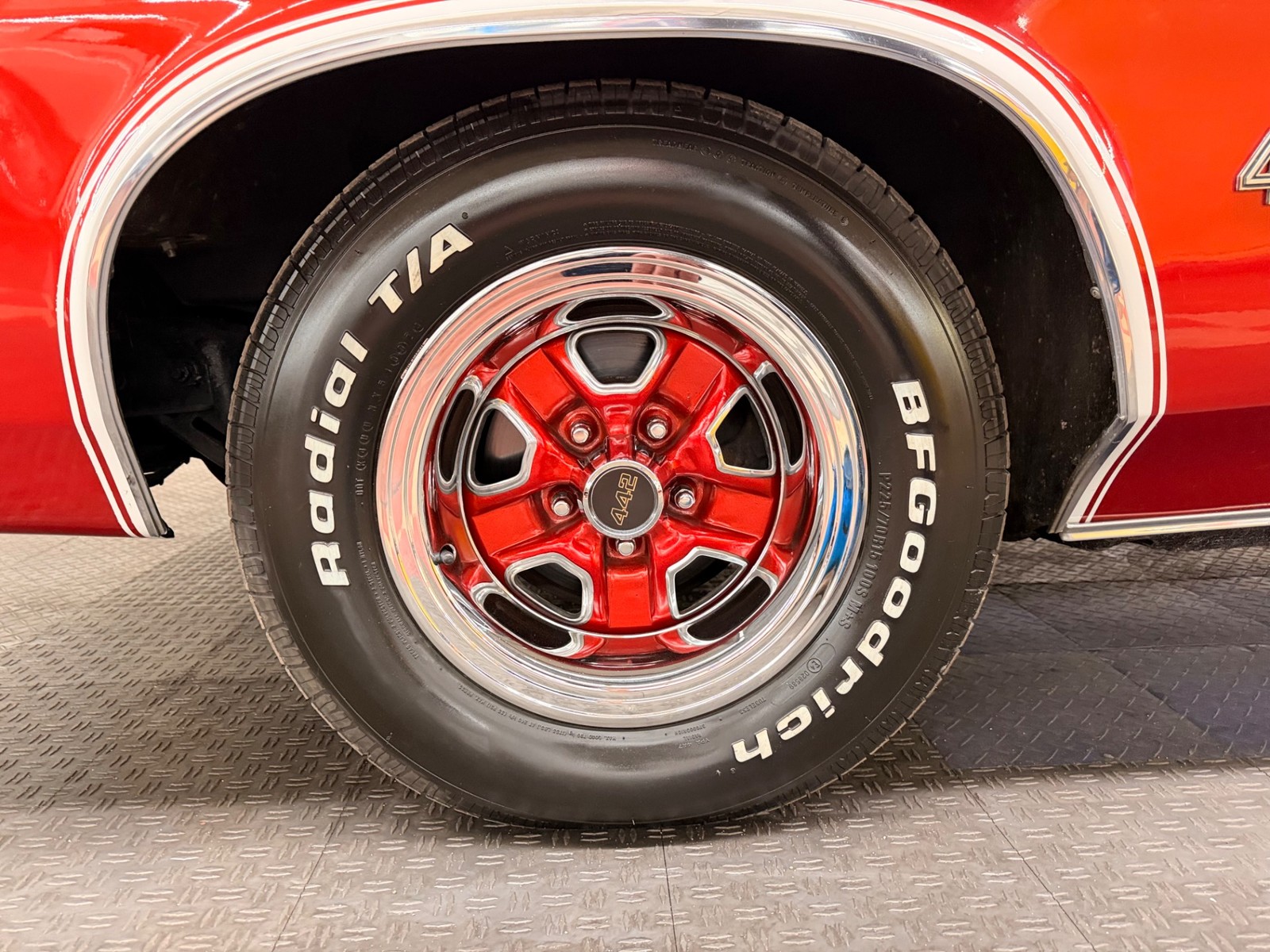 Oldsmobile-Cutlass-1973-2-Door-23