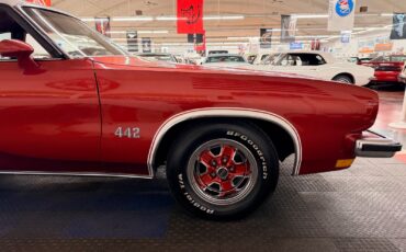 Oldsmobile-Cutlass-1973-2-Door-27