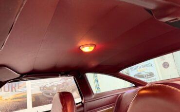 Oldsmobile-Cutlass-1973-2-Door-35