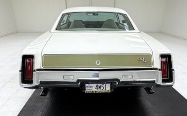Oldsmobile-Cutlass-1973-Cameo-White-White-11