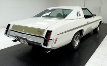 Oldsmobile-Cutlass-1973-Cameo-White-White-12