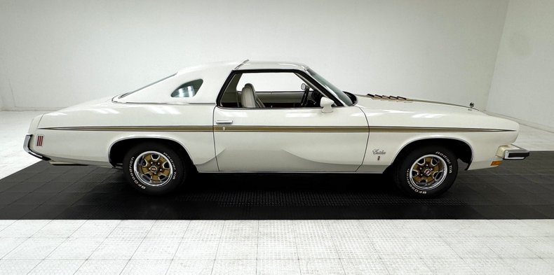 Oldsmobile-Cutlass-1973-Cameo-White-White-13