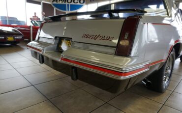 Oldsmobile-Cutlass-1984-Coupe-17