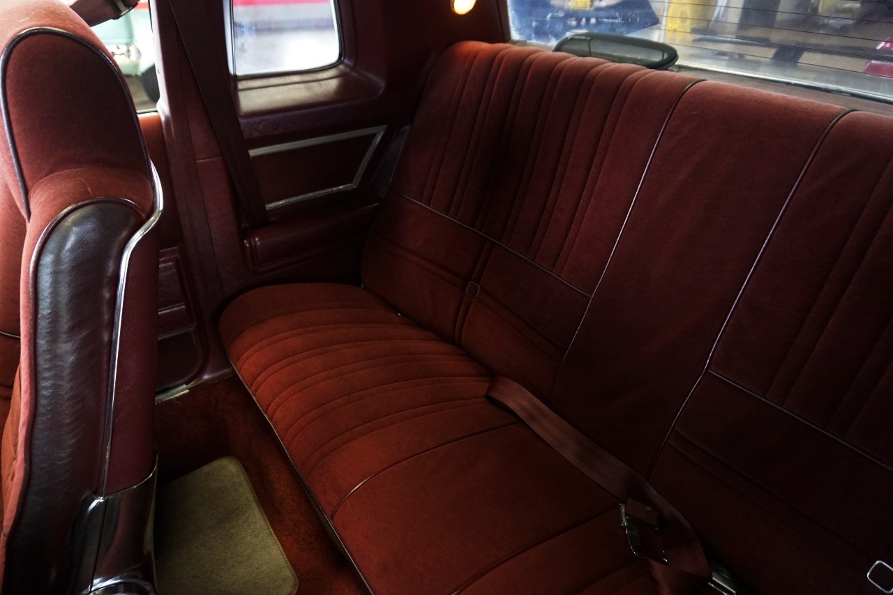 Oldsmobile-Cutlass-1984-Coupe-20