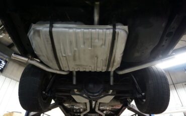 Oldsmobile-Cutlass-1984-Coupe-34