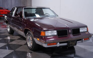 Oldsmobile-Cutlass-1987-Coupe-14