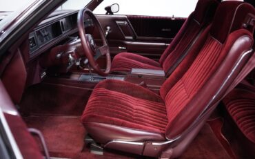 Oldsmobile-Cutlass-1987-Coupe-33