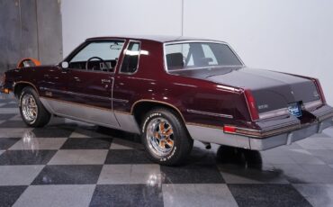Oldsmobile-Cutlass-1987-Coupe-7
