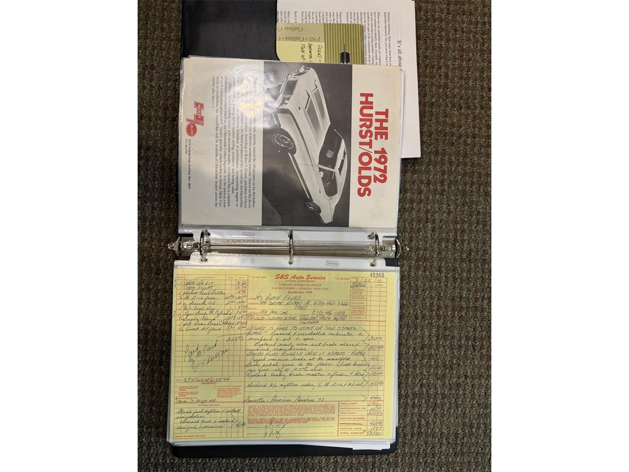 Oldsmobile-Cutlass-supreme-1972-White-Black-12