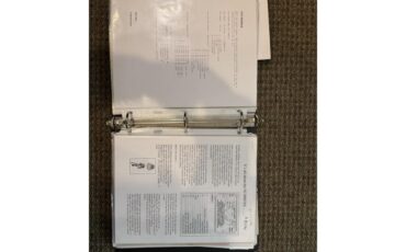 Oldsmobile-Cutlass-supreme-1972-White-Black-14