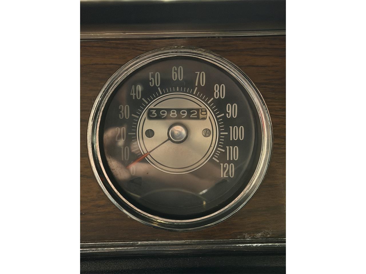 Oldsmobile-Cutlass-supreme-1972-White-Black-34