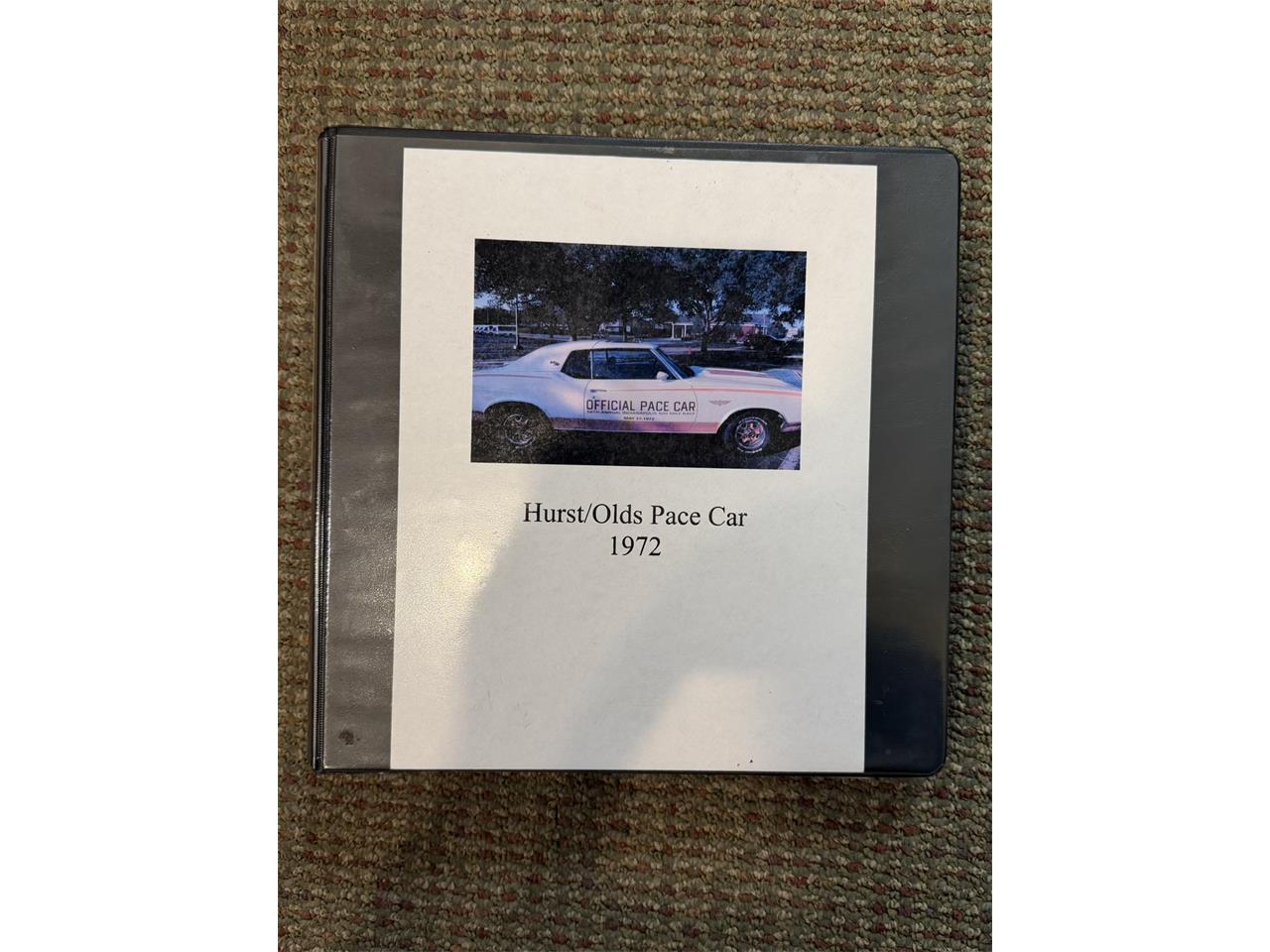 Oldsmobile-Cutlass-supreme-1972-White-Black-65