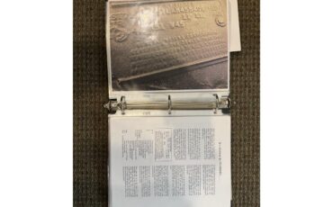 Oldsmobile-Cutlass-supreme-1972-White-Black-71