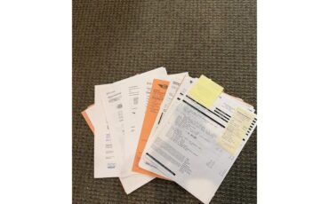 Oldsmobile-Cutlass-supreme-1972-White-Black-76