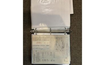 Oldsmobile-Cutlass-supreme-1972-White-Black-82