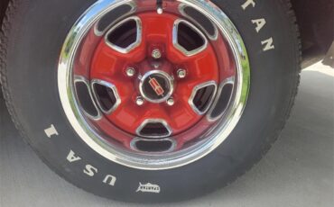 Oldsmobile-Cutlass-supreme-1972-red-White-3