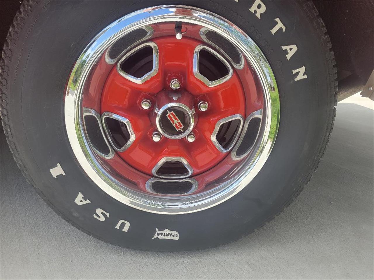 Oldsmobile-Cutlass-supreme-1972-red-White-3