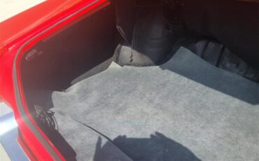 Oldsmobile-Cutlass-supreme-1972-red-White-4