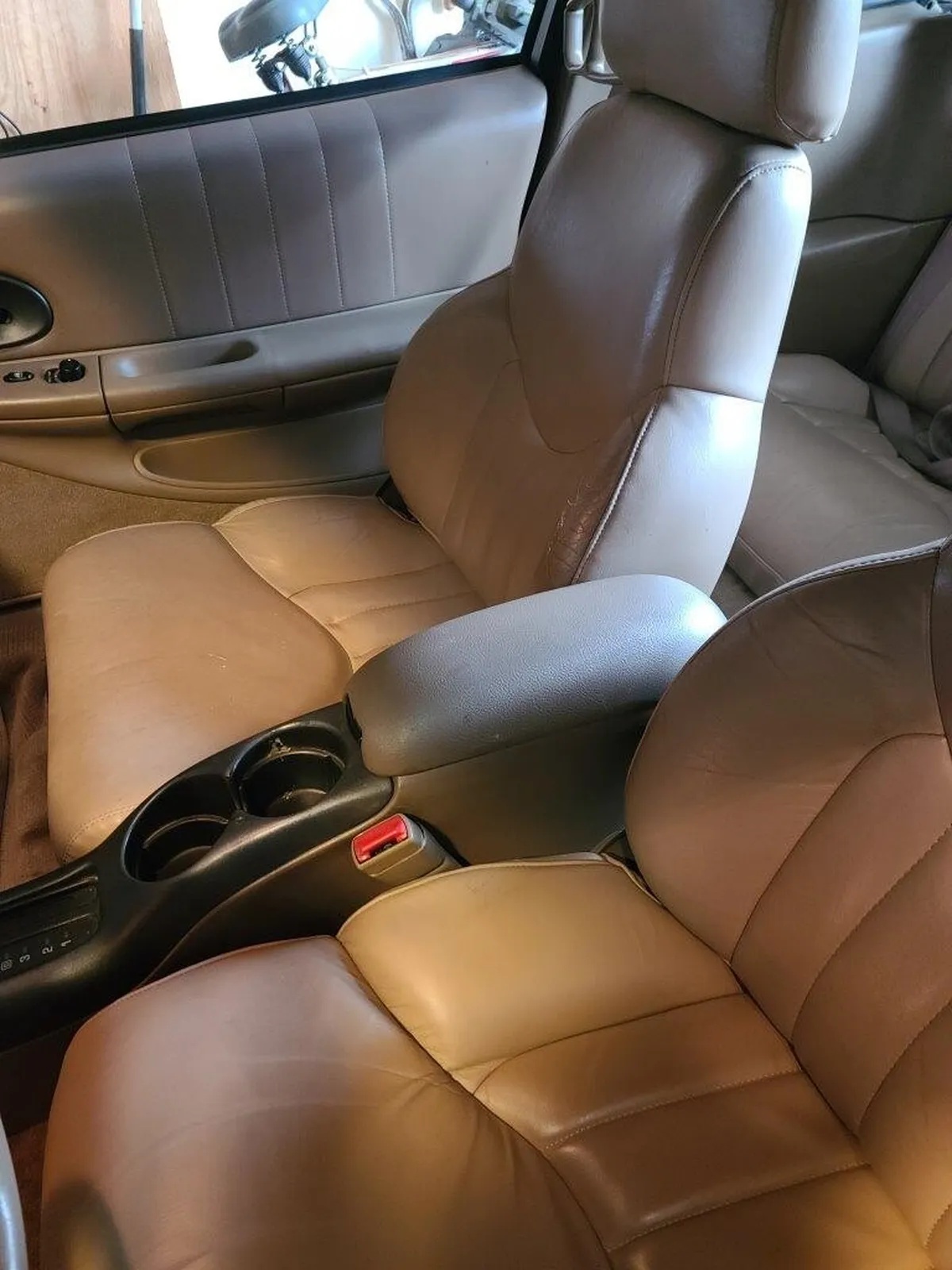 Oldsmobile-Cutlass-supreme-1995-Blue-Green-Metallic-Tan-10