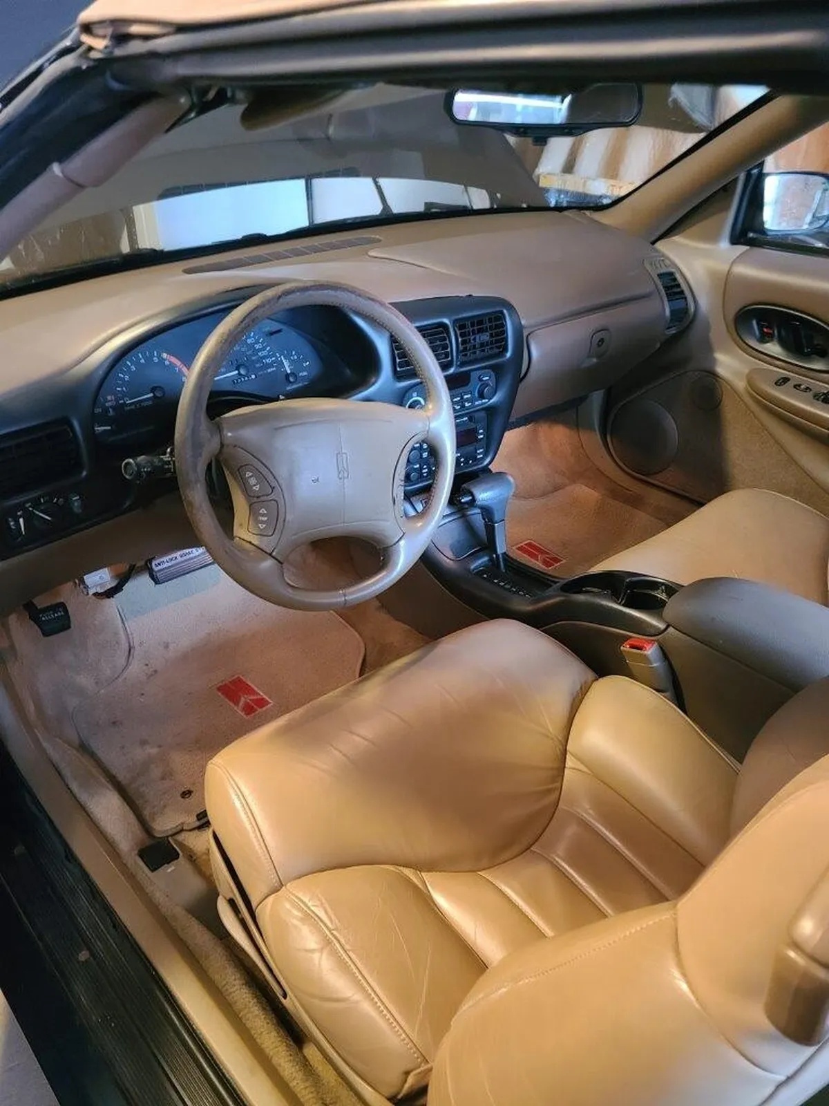 Oldsmobile-Cutlass-supreme-1995-Blue-Green-Metallic-Tan-11