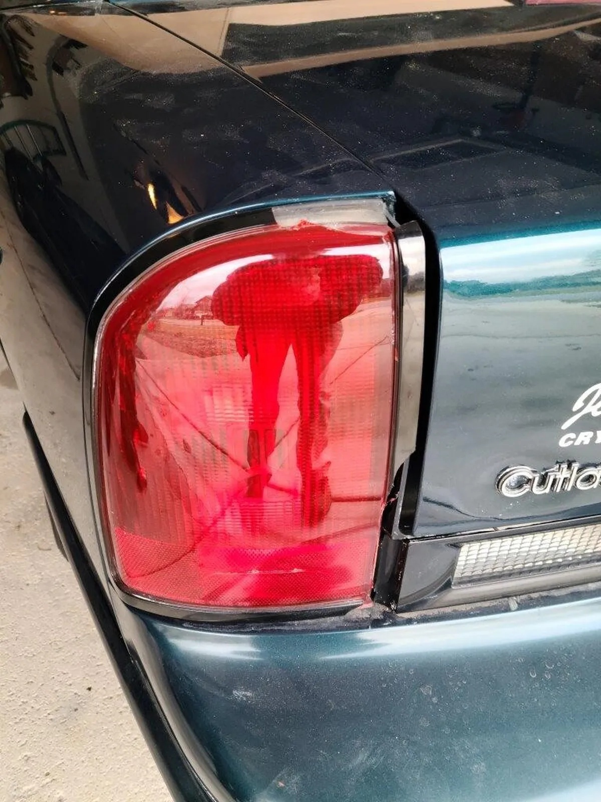 Oldsmobile-Cutlass-supreme-1995-Blue-Green-Metallic-Tan-12