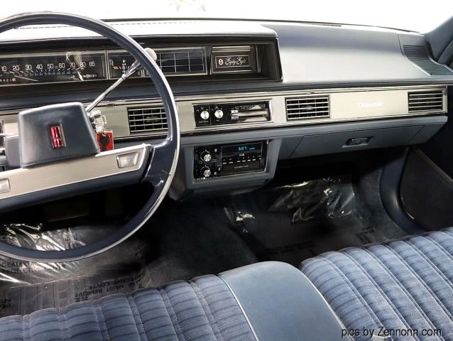 Oldsmobile-Delta-88-1987-Sedan-15