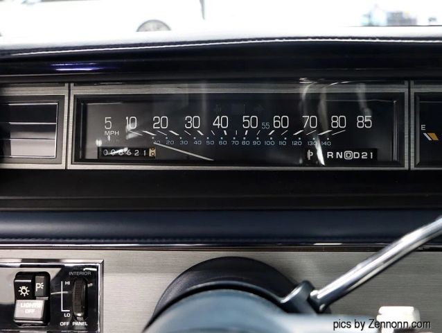 Oldsmobile-Delta-88-1987-Sedan-16