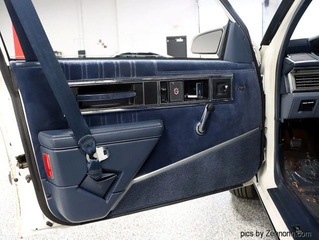 Oldsmobile-Delta-88-1987-Sedan-22