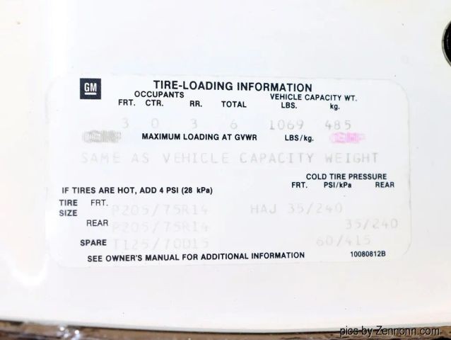 Oldsmobile-Delta-88-1987-Sedan-32