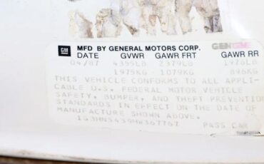 Oldsmobile-Delta-88-1987-Sedan-33